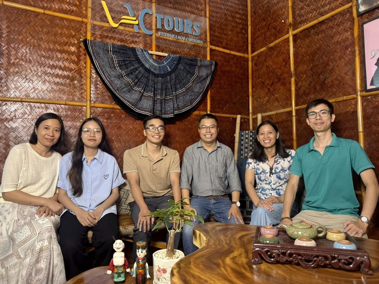VACTOURS office